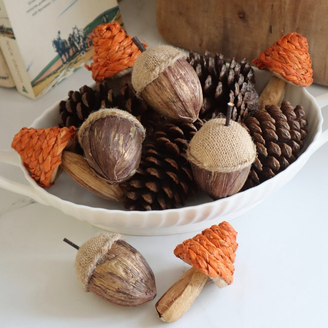 Autumn Forest Decor – Mushrooms, Pinecones & Acorns