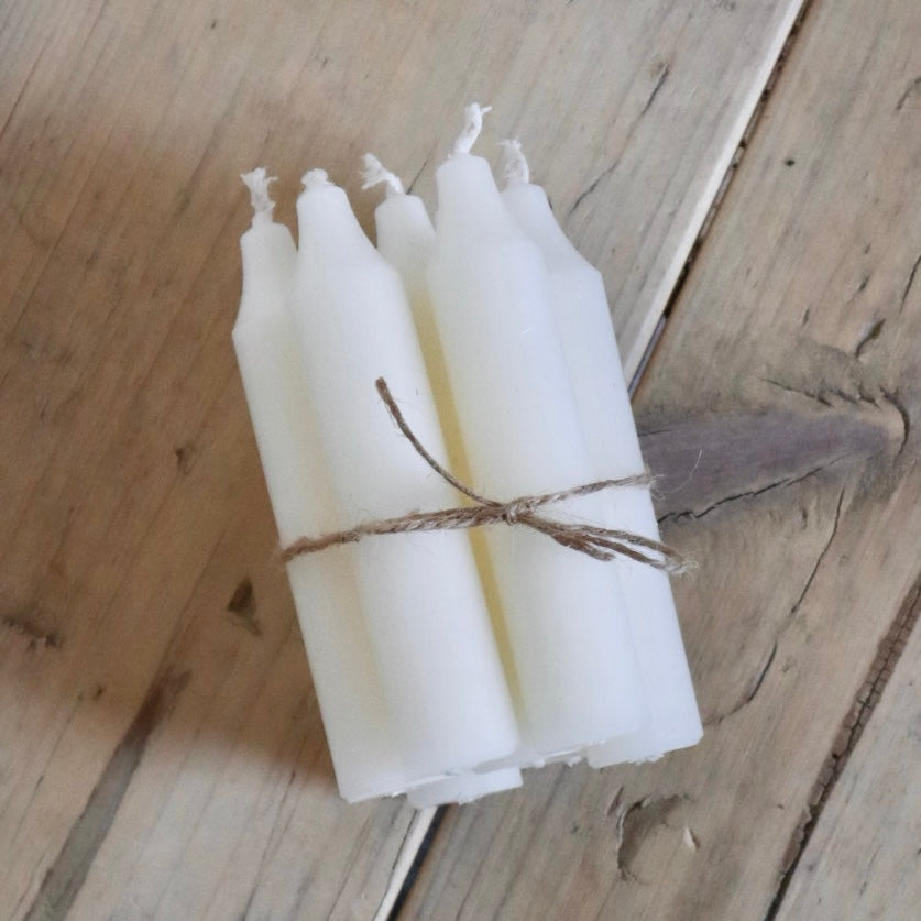 Short Dinner Candles – Paraffin Wax in Ivory