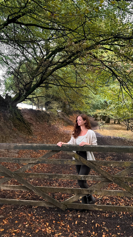 Autumn in the English Countryside: Pumpkin Cake, Cosy Home & Cotswolds Walks