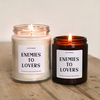 'Enemies to Lovers' Bookish Candle – A Reader's Dream Gift