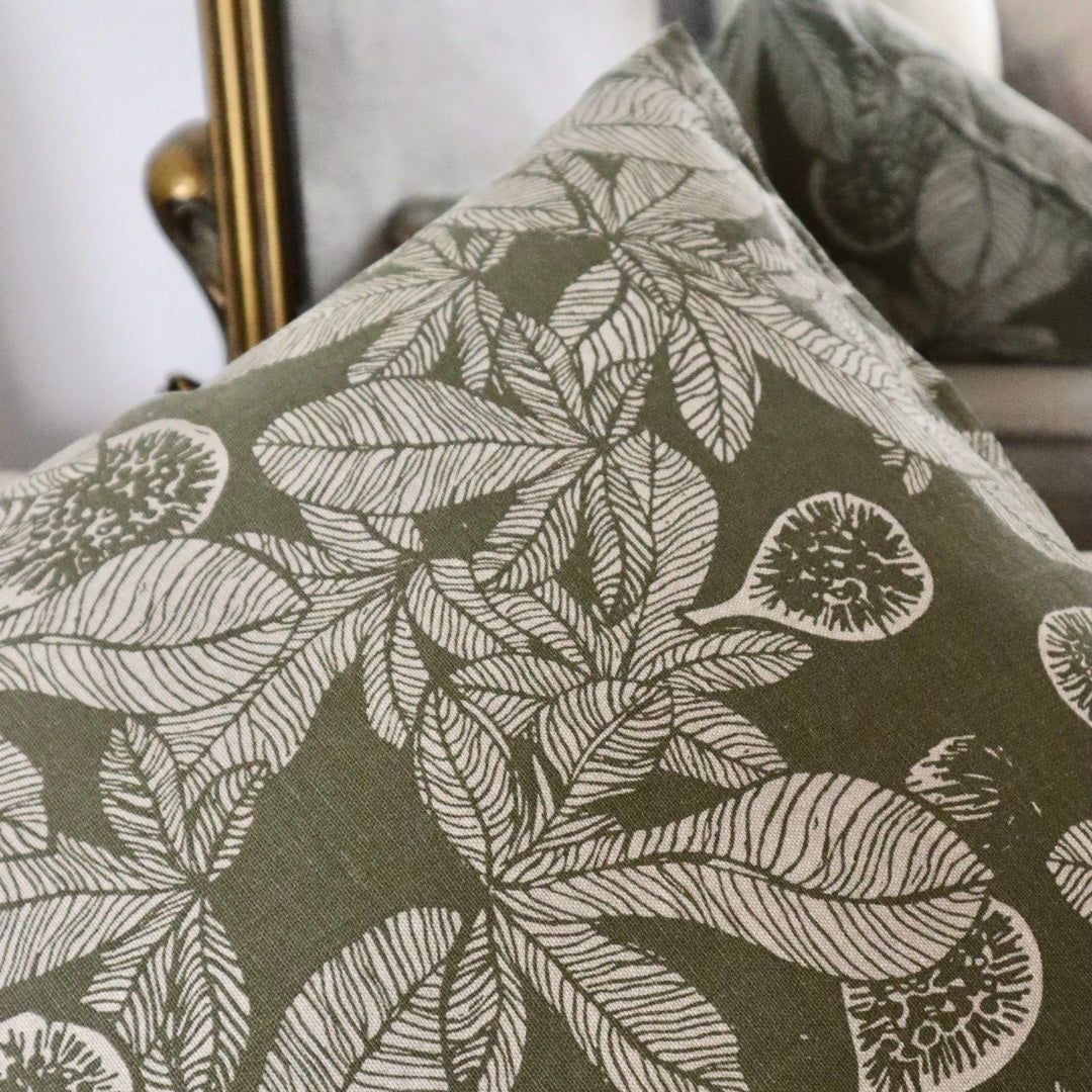 Green Botanical Print Country Cushion – Feather Filled for Cosy Comfort