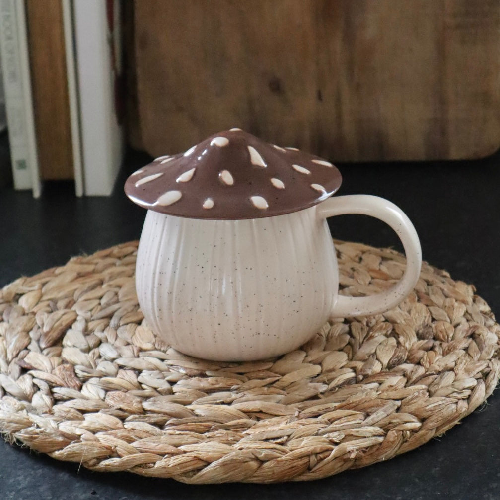 Cosy Mushroom Mug with Lid – Add Woodland Charm to Your Home