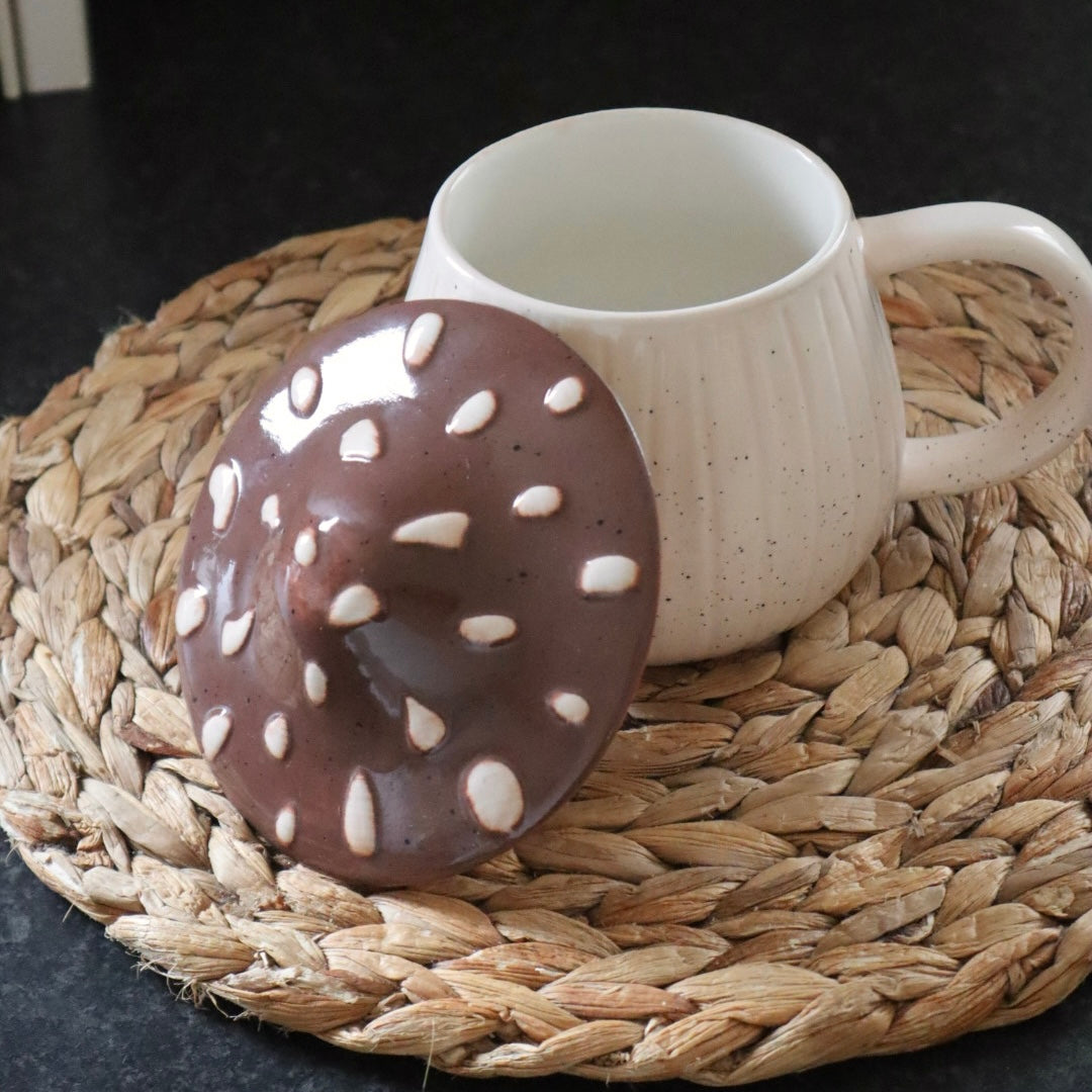 Cosy Mushroom Mug with Lid – Add Woodland Charm to Your Home